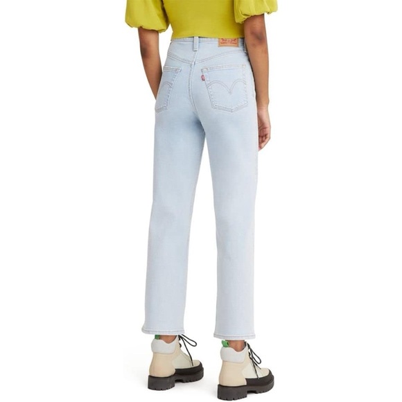 Levi's Women's Ribcage Straight Ankle Jeans - Picture 5 of 16